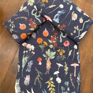 Pottery Barn Teen Harry Potter Duvet Cover & 2 shams - Multicolor on Navy